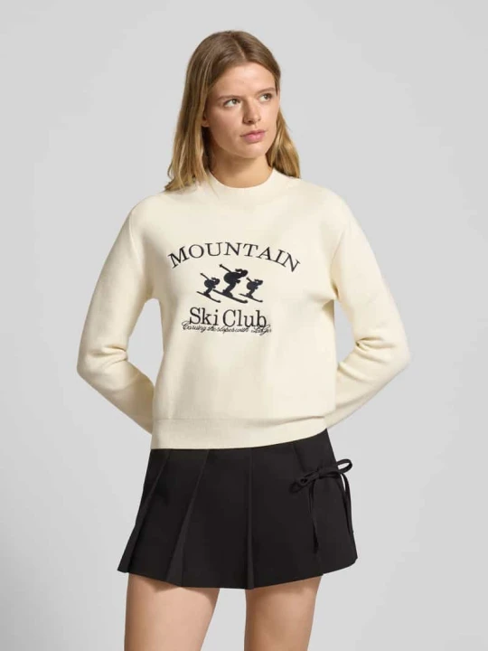 Zdjęcie produktu Sweter z dzianiny z wyhaftowanym logo model ‘Allie’ LeGer Złamany biały