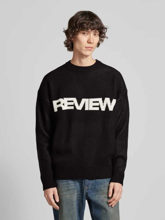 Zdjęcie produktu Sweter z dzianiny z wyhaftowanym logo REVIEW Czarny