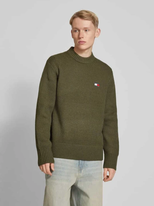 Zdjęcie produktu Sweter z dzianiny z wyhaftowanym logo Tommy Jeans Oliwkowy