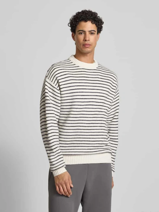 Zdjęcie produktu Sweter z dzianiny ze wzorem w paski model ‘SOHO OLLIE’ Jack&Jones Złamany biały