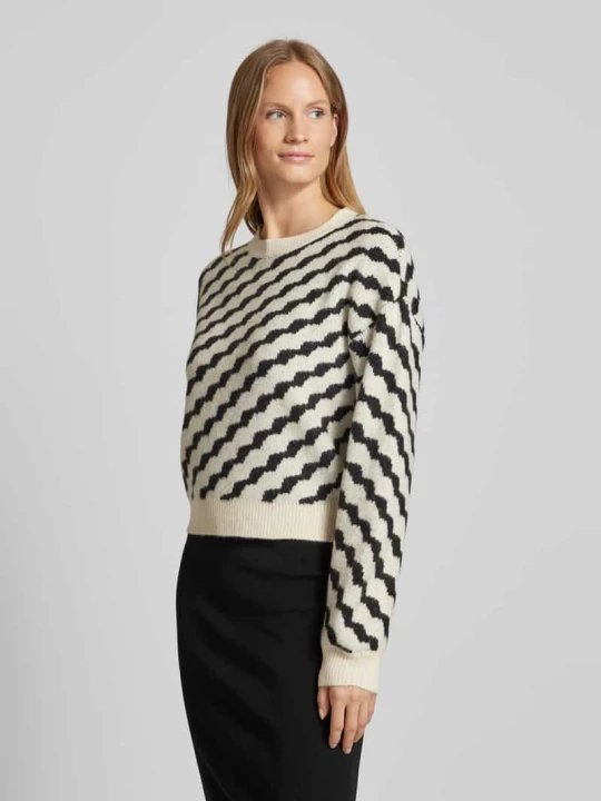 Zdjęcie produktu Sweter z dzianiny ze wzorem w ukośne paski model ‘LARA’ Vero Moda Beżowy