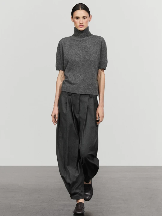 Zdjęcie produktu Sweter Z Golfem I Krótkim Rękawem - Szary Średni - Massimo Dutti - Female