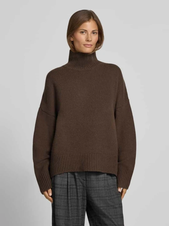 Zdjęcie produktu Sweter z golfem z bufiastymi rękawami 100% wełna by Vera van Erp Style Icon Collection Błotnisty