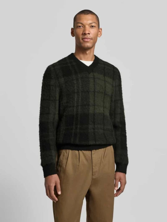 Zdjęcie produktu Sweter z miękkiej mieszanki wełny Barbour Czarny