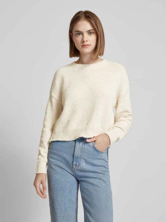 Zdjęcie produktu Sweter z obniżonymi ramionami model ‘TERESA’ Only Écru