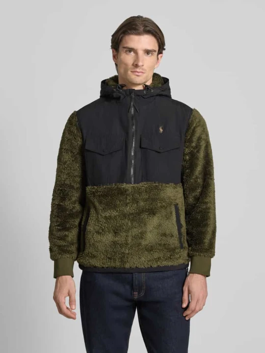 Zdjęcie produktu Sweter z polaru z kapturem i kieszeniami na piersi model ‘CURLY’ Polo Ralph Lauren Oliwkowy