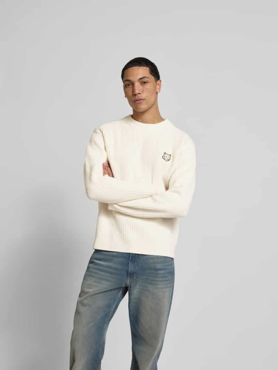 Zdjęcie produktu Sweter z wyhaftowanym logo Maison Kitsuné Piaskowy