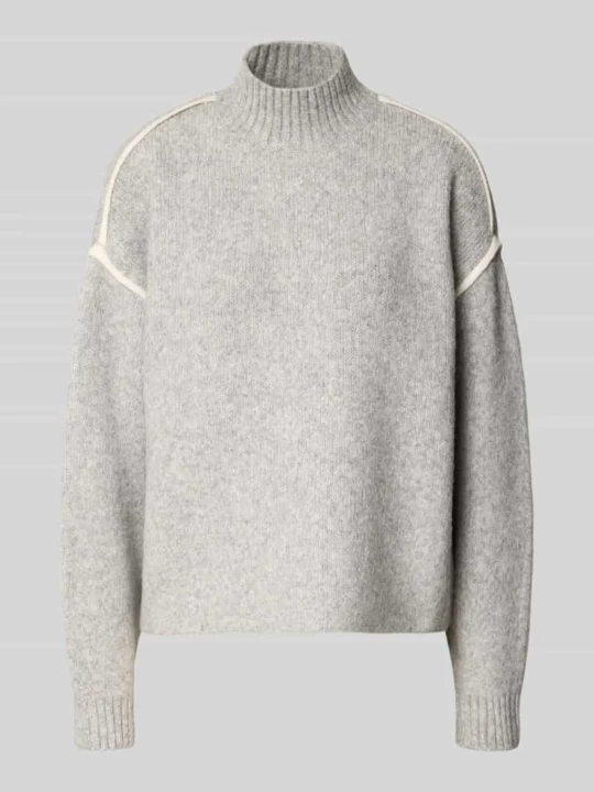 Zdjęcie produktu Sweter z wypustki w kontrastowym kolorze na rękawie Vero Moda