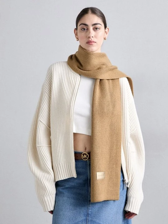 Zdjęcie produktu Szal Michael Kors beżowy