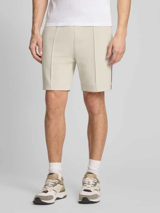 Zdjęcie produktu Szorty dresowe o kroju regular fit z mieszanka bawełny model 'JT_JOIN HEADLO' Boss Złamany biały