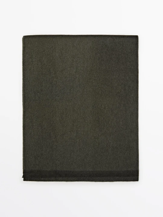 Zdjęcie produktu Dwustronny, Dwukolorowy Szal Ze 100% Kaszmiru - Khaki - Massimo Dutti - Male