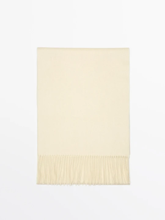 Zdjęcie produktu Szalik Dzianinowy Z Frędzlami, 100% Kaszmir - Waniliowy - Massimo Dutti - Female
