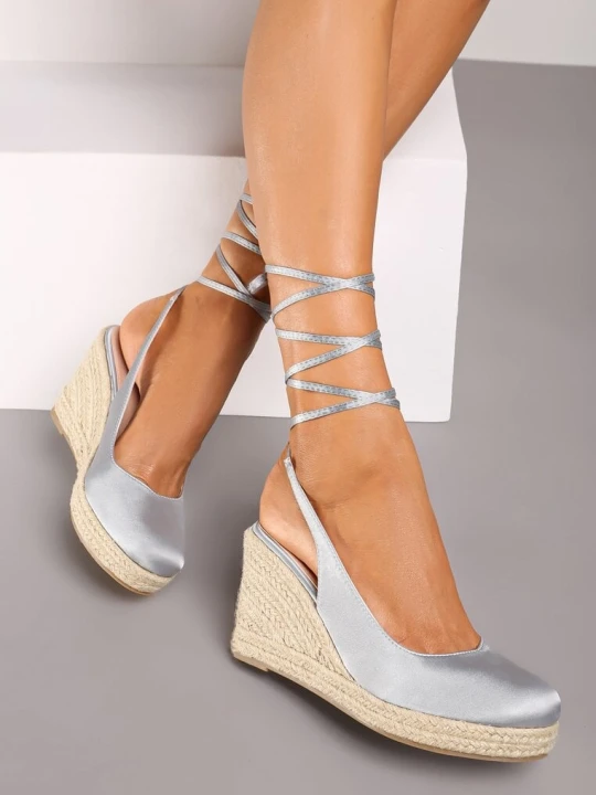 Zdjęcie produktu Szare Sandały Espadryle z Satynową Cholewką i Plecionym Koturnem Manolla