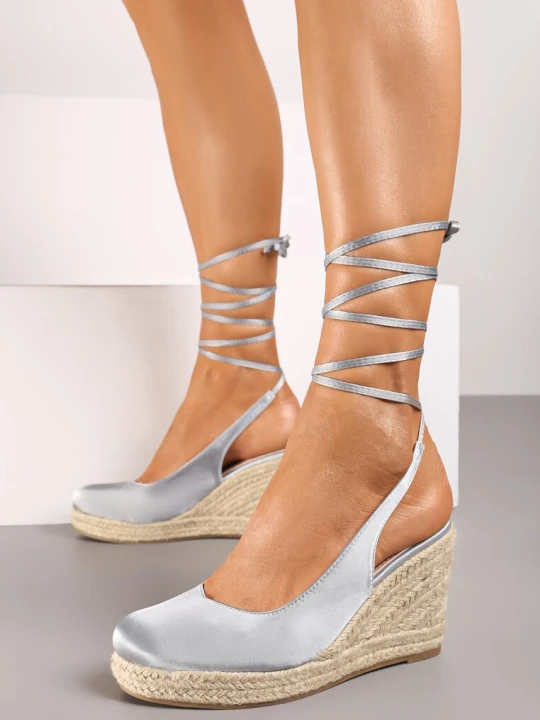 Zdjęcie produktu Szare Satynowe Sandały w Stylu Espadryli na Plecionym Koturnie Fasoise