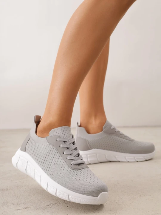 Zdjęcie produktu Szare Siateczkowe Buty Sportowe na Piankowej Podeszwie z Tłoczeniami Nisitia Ballada