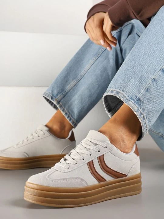 Zdjęcie produktu Szare Sneakersy Typu Kultowe Tenisówki na Grubej Podeszwie z Tłoczeniem Lisanitea