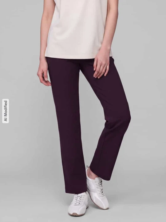 Zdjęcie produktu Szerokie spodnie z mieszanka wiskozy model 'Jenny' TONI Bordowy