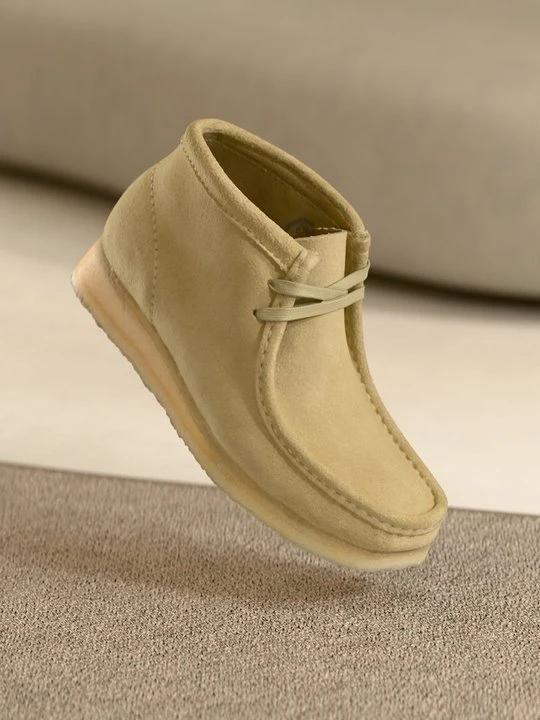Zdjęcie produktu Sznurowane obuwie sportowe Clarks beżowy