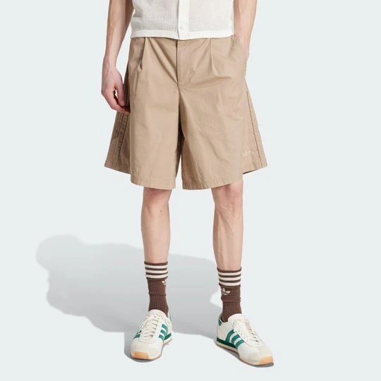 Zdjęcie produktu Szorty adidas Originals Wide Leg Bermuda Blanch Cargo