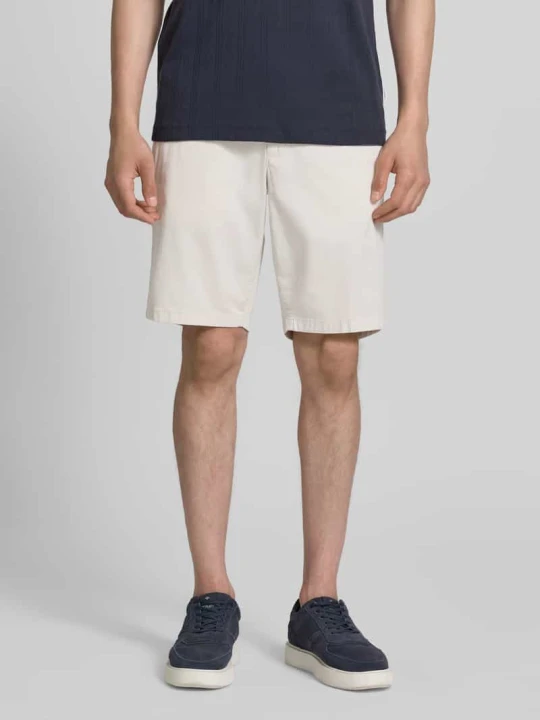 Zdjęcie produktu Bermudy o kroju regular fit z ultralight wykończeniem model 'BOZEN' BRAX Piaskowy