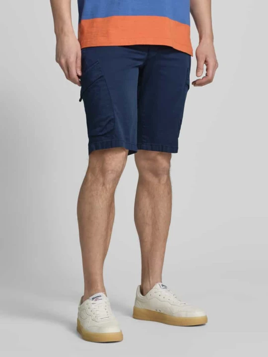 Zdjęcie produktu Szorty cargo o kroju regular fit z ultralight wykończeniem model 'Bastia' BRAX Granatowy