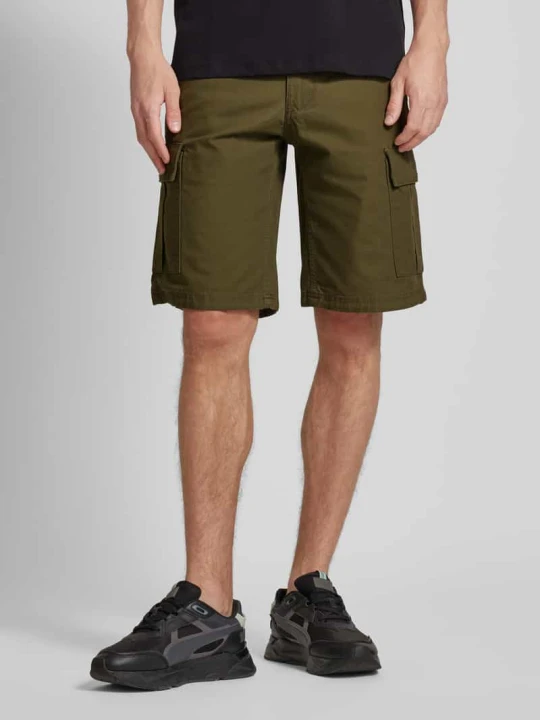 Zdjęcie produktu Szorty cargo o kroju regular fit ze szlufkami na pasek model ‘COLE’ Jack&Jones Oliwkowy