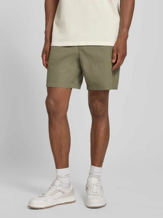 Zdjęcie produktu Szorty chino o kroju regular fit z czystej bawełny model 'SHERBURN' Barbour Oliwkowy