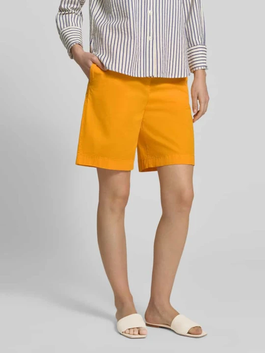 Zdjęcie produktu Szorty chino o kroju regular fit z mieszanki bawełny i lyocellu Tommy Hilfiger Terakotowy