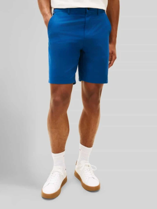 Zdjęcie produktu Szorty chino o kroju regular fit z wyhaftowanym logo Tommy Hilfiger Ciemnoniebieski