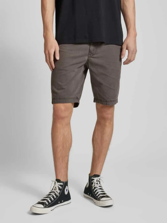 Zdjęcie produktu Szorty chinosy o kroju regular fit z bocznymi, wpuszczanymi kieszeniami Superdry Średnioszary