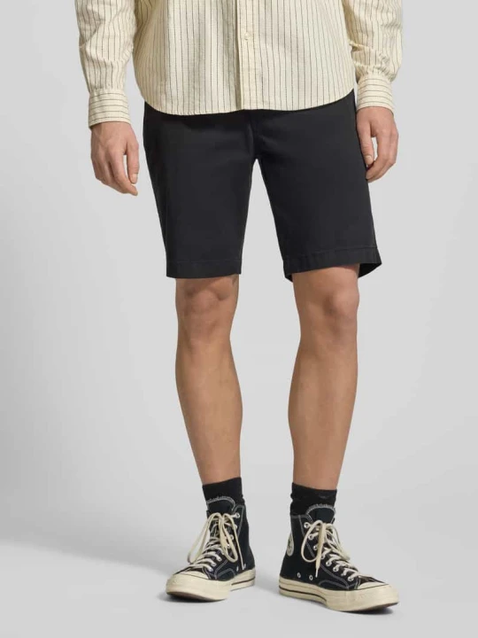 Zdjęcie produktu Szorty chinosy krój regular fit z Mieszanka bawełny Levi's Czarny