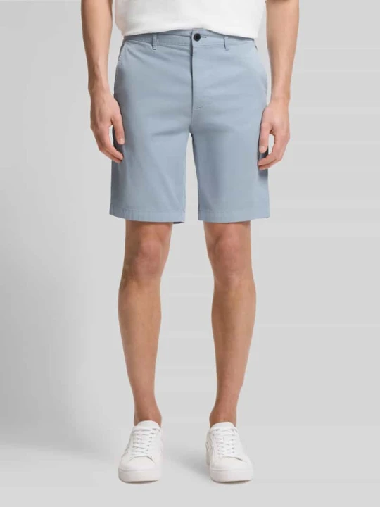 Zdjęcie produktu Szorty chinos z mieszanki bawełny w kroju slim fit Boss Jasnoniebieski