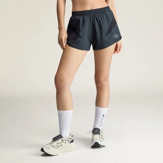 Zdjęcie produktu Szorty do biegania adidas by Stella McCartney czarny