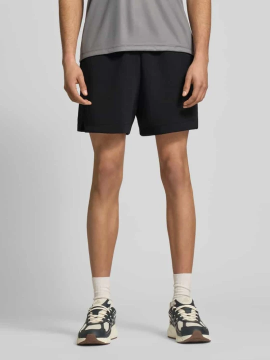 Zdjęcie produktu Szorty dresowe o kroju regular fit z domieszką modalu i bawełny Adidas Czarny