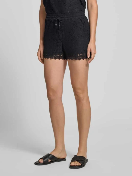 Zdjęcie produktu Szorty dresowe o kroju regular fit z koronki model 'HONEY' Vero Moda Czarny