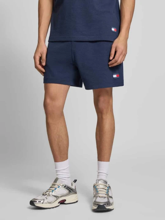 Zdjęcie produktu Szorty dresowe o kroju regular fit z mieszanka bawełny Tommy Jeans Granatowy