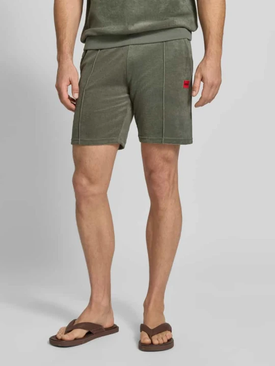 Zdjęcie produktu Szorty dresowe o kroju regular fit z mieszanki bawełny model 'TERRANCE' Hugo Khaki