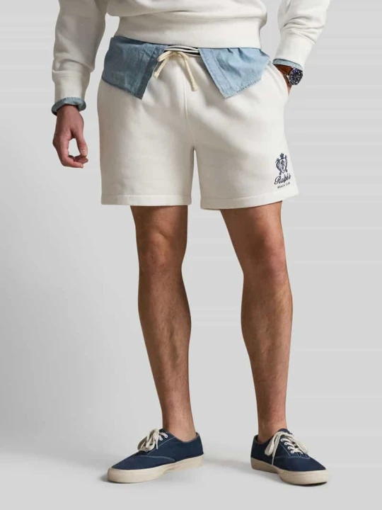 Zdjęcie produktu Szorty dresowe o kroju regular fit z wyhaftowanym logo Polo Ralph Lauren Biały