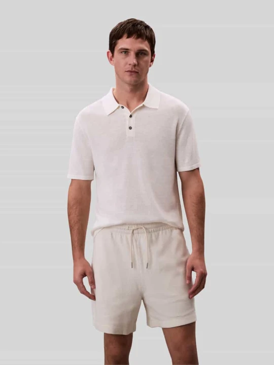 Zdjęcie produktu Szorty dresowe z tunelem Calvin Klein Jeans Złamany biały