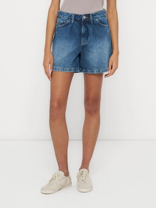 Zdjęcie produktu Szorty jeansowe Armani Exchange ciemnoniebieski