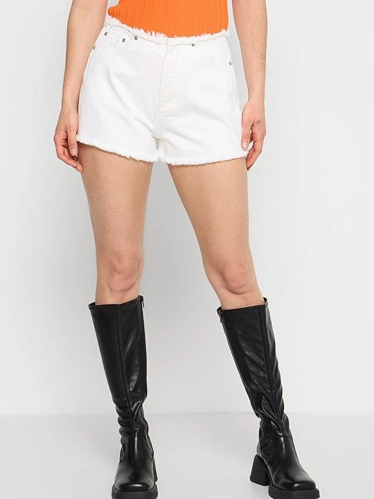 Zdjęcie produktu Szorty jeansowe Michael Kors biały
