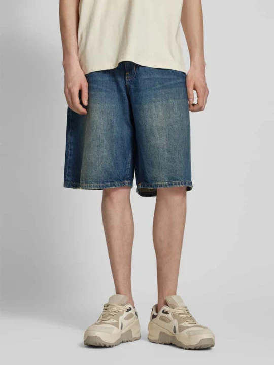 Zdjęcie produktu Szorty jeansowe o kroju baggy fit z 5 kieszeniami REVIEW Ciemnoniebieski