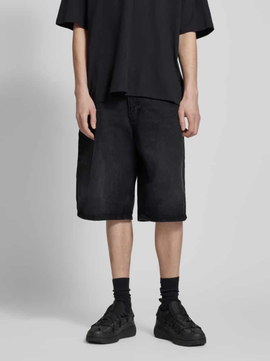 Zdjęcie produktu Szorty jeansowe o kroju baggy fit z wpuszczanymi kieszeniami REVIEW Czarny