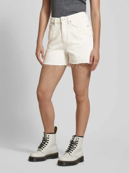 Zdjęcie produktu Szorty jeansowe o kroju mom fit z 5 kieszeniami Tom Tailor Złamany biały