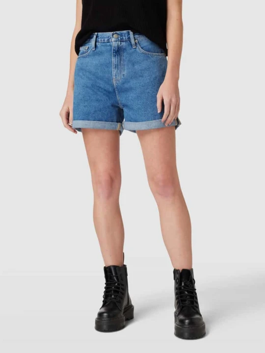 Zdjęcie produktu Szorty jeansowe o kroju mom fit z wpuszczanymi kieszeniami Calvin Klein Jeans Jeansowy niebieski