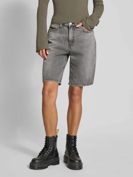 Zdjęcie produktu Szorty jeansowe o kroju regular fit z 5 kieszeniami model ‘MONTEREY’ Weekday Ciemnoszary