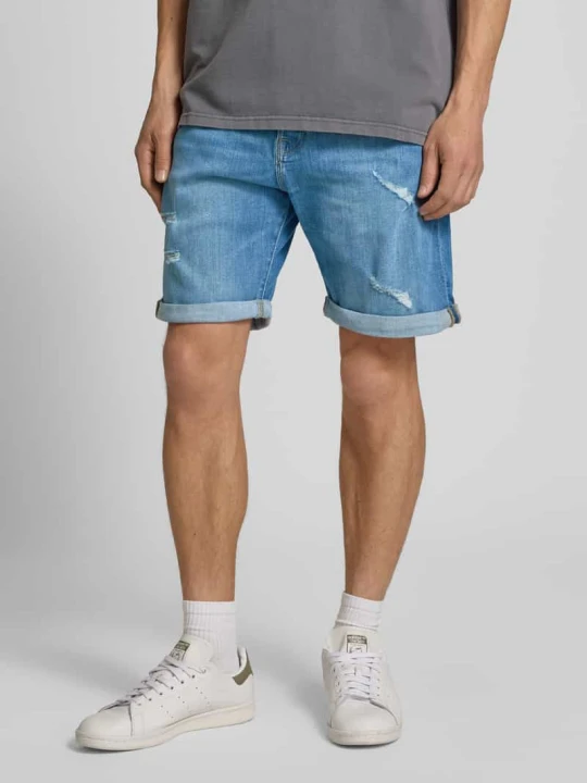 Zdjęcie produktu Szorty jeansowe o kroju regular fit z 5 kieszeniami model ‘RICK’ Jack&Jones Jasnoniebieski