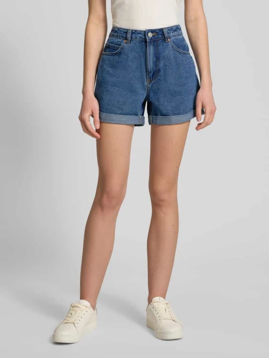 Zdjęcie produktu Szorty jeansowe o kroju relaxed fit z mieszanki bawełny model ‘ZURI’ Vero Moda Jeansowy niebieski