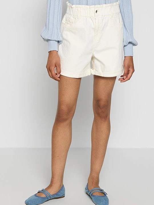 Zdjęcie produktu Szorty jeansowe Vero Moda mleczny
