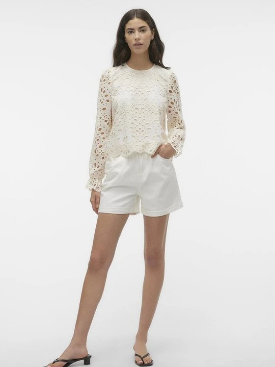Zdjęcie produktu Szorty jeansowe Vero Moda biały